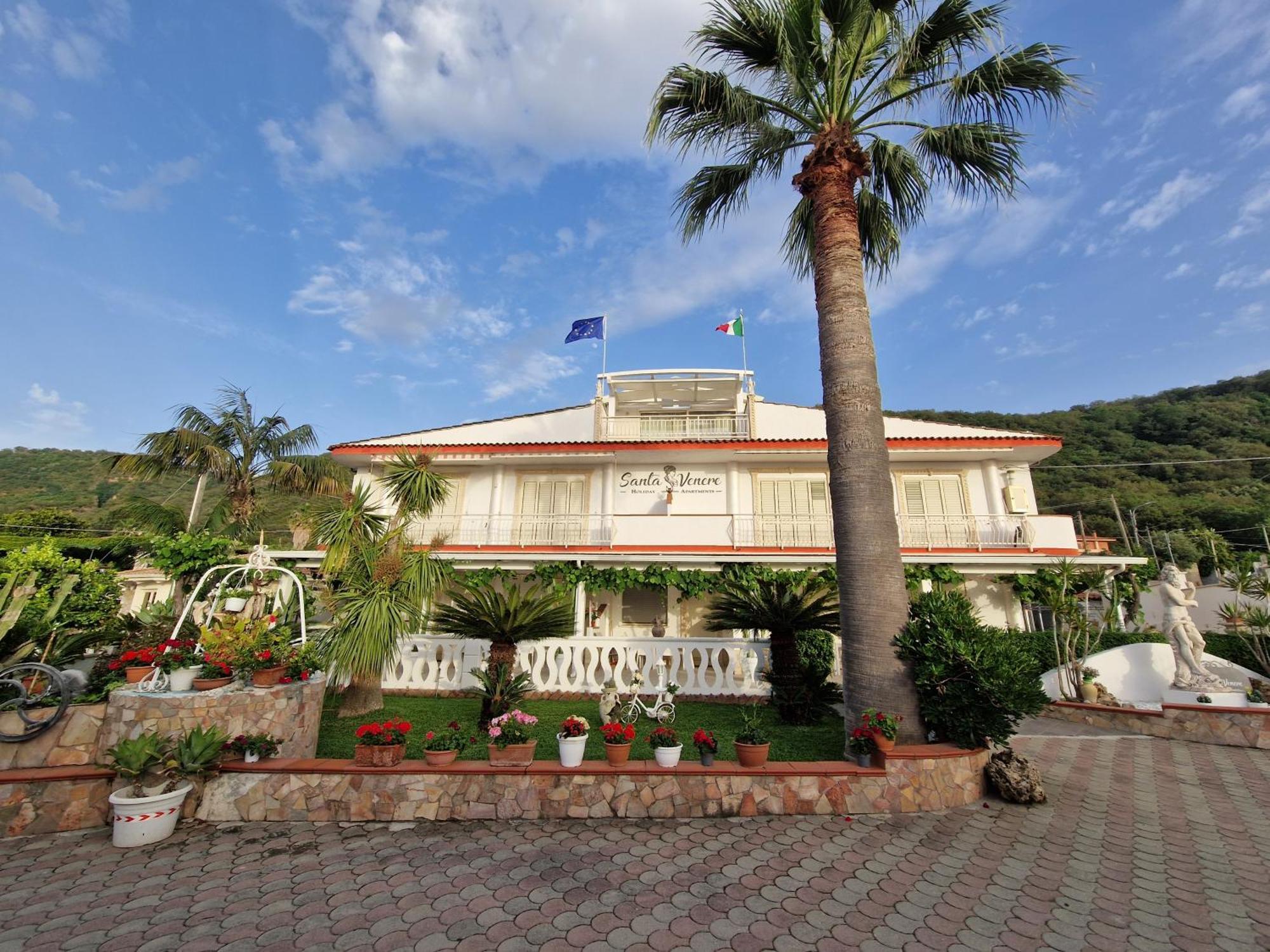Santa Venere Apartments "Parcheggio Privato" Ricarica Auto Elettriche Tropea Exterior foto
